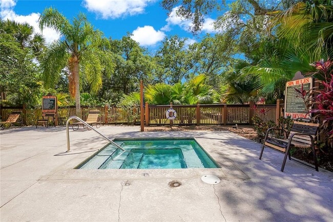 Building Photo - 482 N Pin Oak Pl