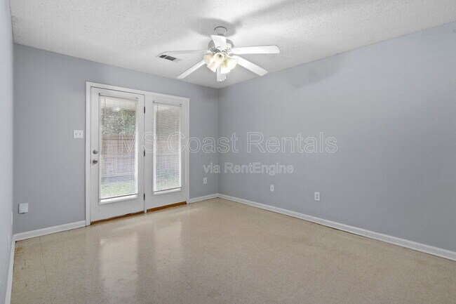 Building Photo - 2636 N 10th St