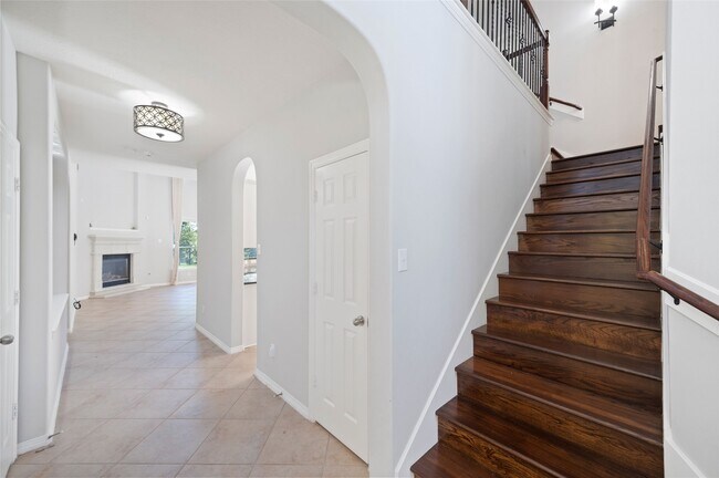 Building Photo - 5619 Honey Brook Ct