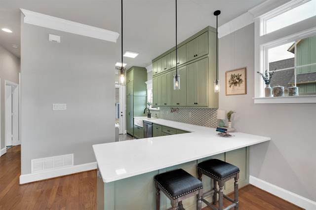 Building Photo - 209 Cody Hunter