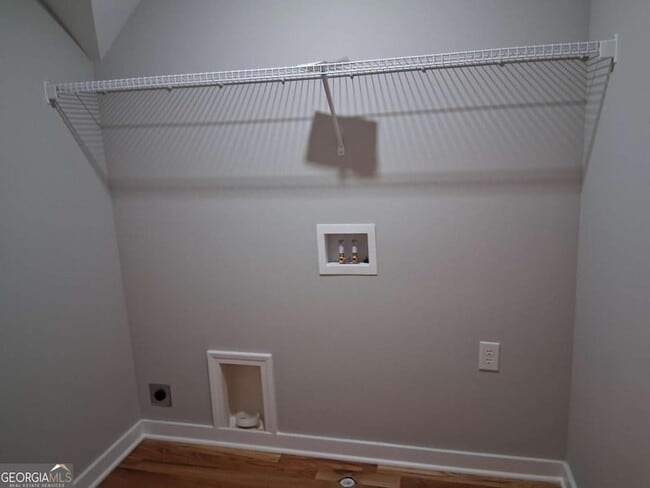 Building Photo - 3175 Tackett Rd