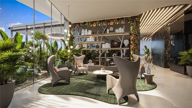 Building Photo - 700 NE 24th St