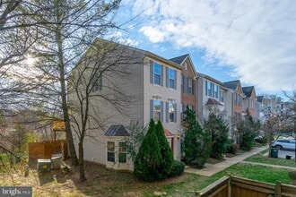 Building Photo - 4242 Wheeled Caisson Square