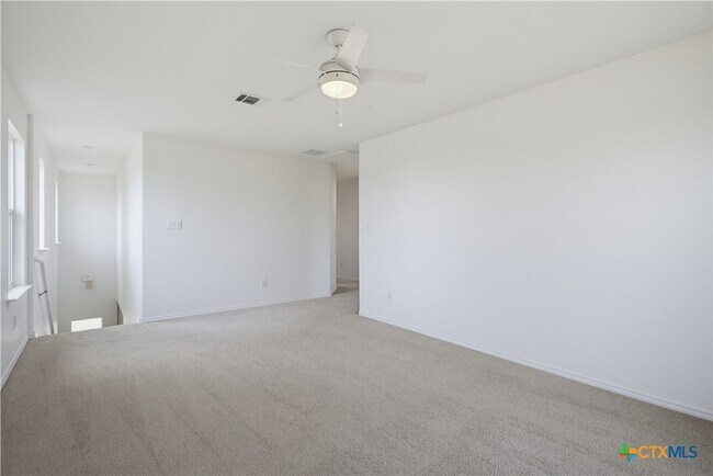 Building Photo - 161 Cushman Dr