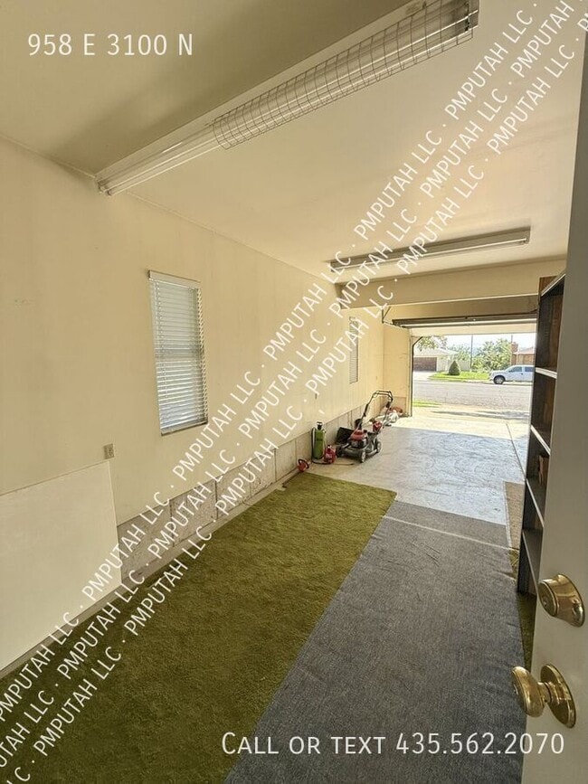 Building Photo - 958 E 3100 N