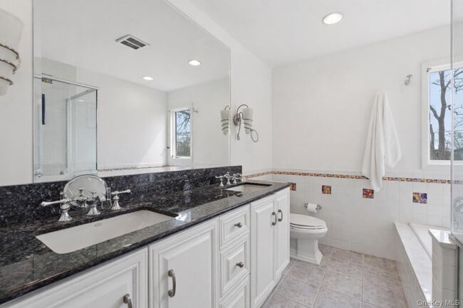 Building Photo - 1 Canal Way