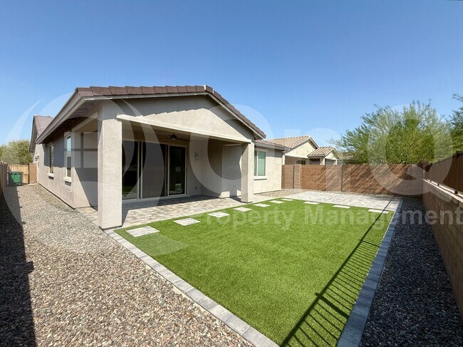 Building Photo - 9114 S 167th Dr