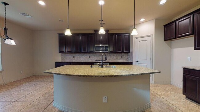 Building Photo - 16807 Chapman Lake Ct