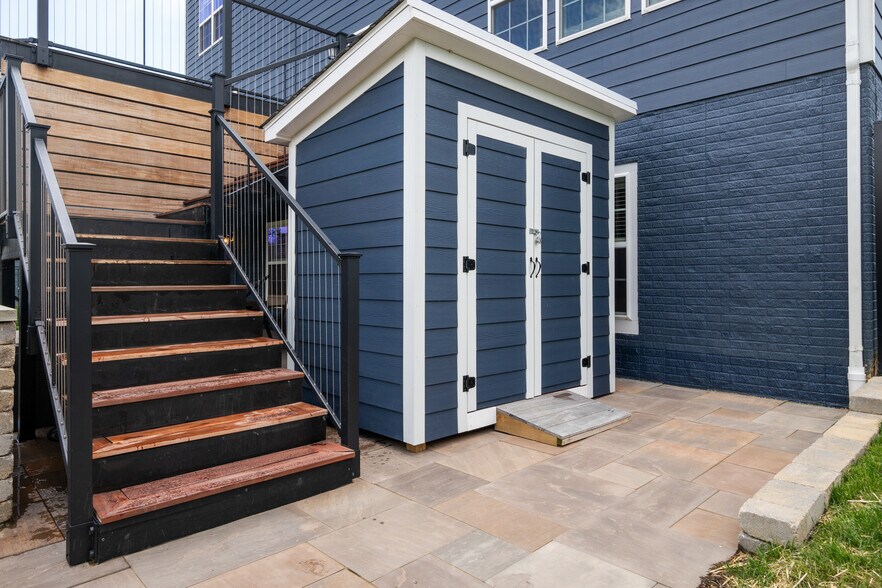 Building Photo - 840 Jefferson Cir