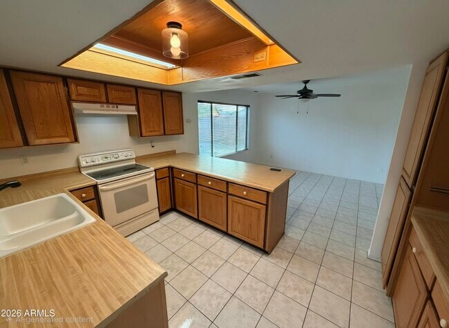 Building Photo - 16015 N 47th Dr