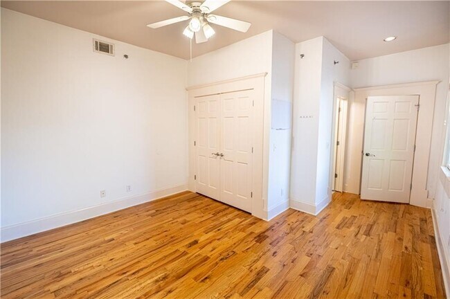 Building Photo - 259 14th St NE