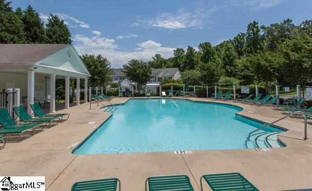 Building Photo - 302 Claybrooke Dr