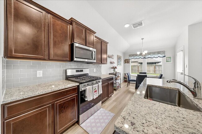 Building Photo - 7749 Bronco Buster Dr