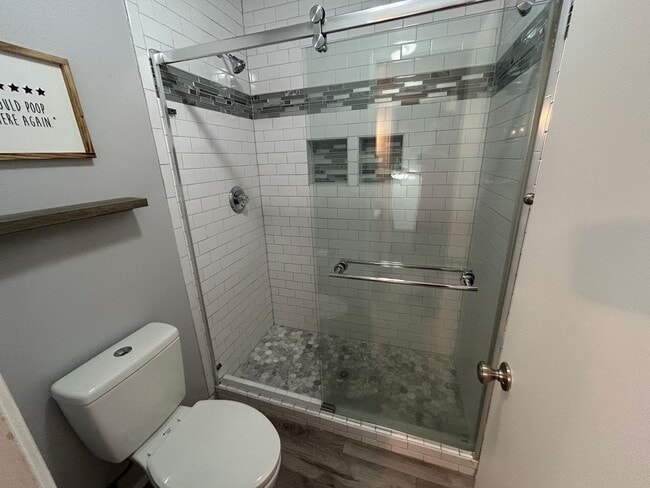 Building Photo - 4501 W Continental Dr