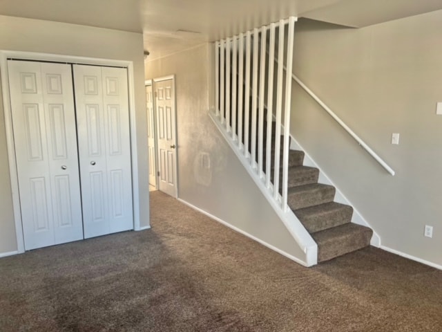 Building Photo - Pheasant Glen Town House #34