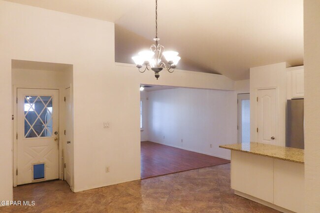 Building Photo - 3493 Yellow Rose St