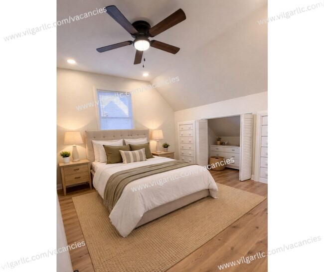 Building Photo - Spacious 4-Bedroom • 2-Bathroom Single-Family Home