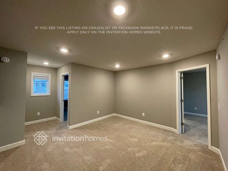 Building Photo - 14310 Arctic Cir