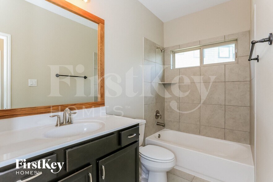 Building Photo - 12934 Crombie Dr