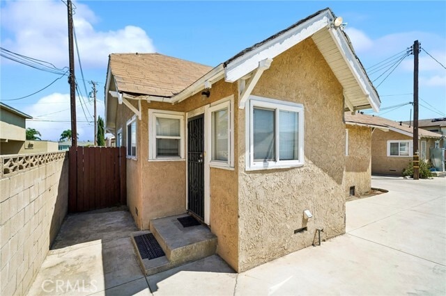 Building Photo - 12814 Benson Ave