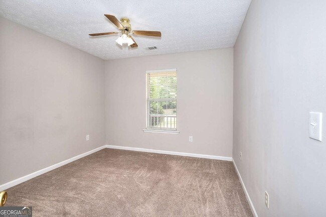 Building Photo - 4160 Janel Ln
