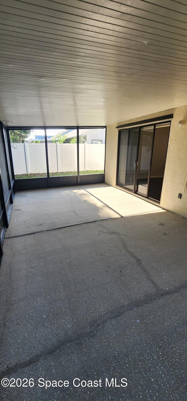 Building Photo - 4024 Pinyon Dr