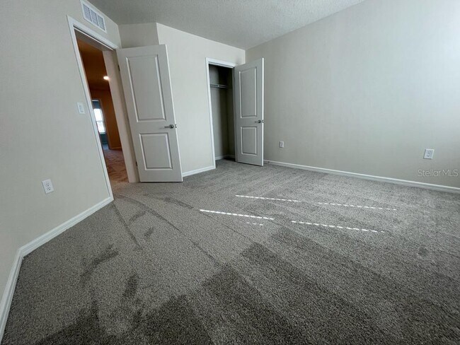 Building Photo - 1998 Canny Cv