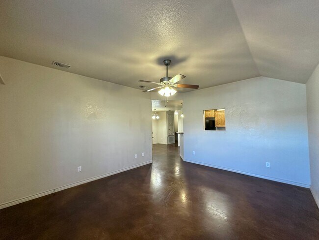Building Photo - 1605 Powder River Dr
