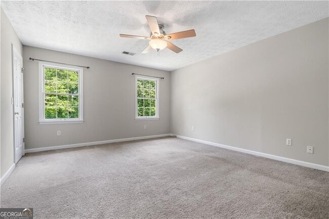 Building Photo - 4752 Forest Glen Ct NE