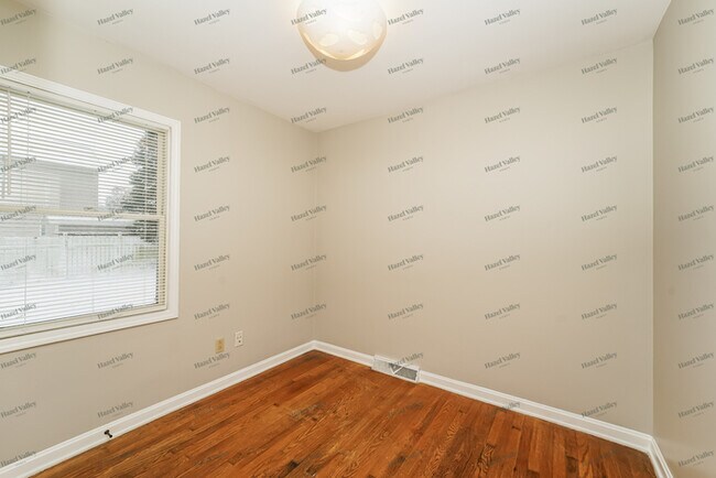 Building Photo - 2239 11th St