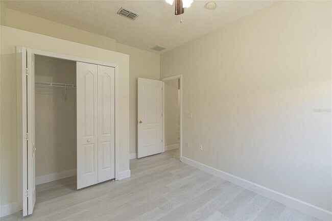 Building Photo - 3973 Andover Cay Blvd