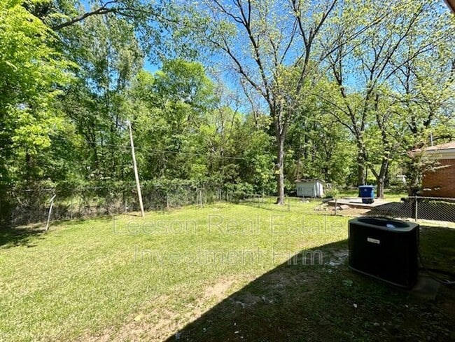 Building Photo - 317 Oregon Ave