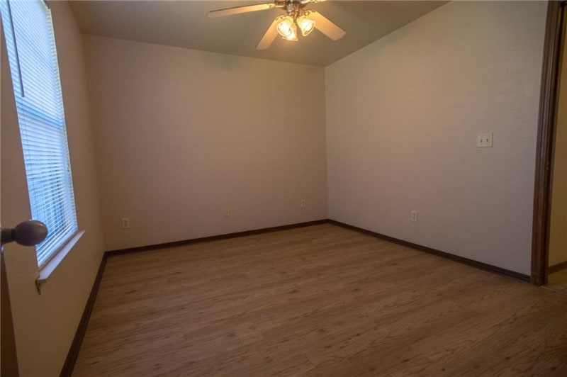Building Photo - 1622 Tolleson Loop