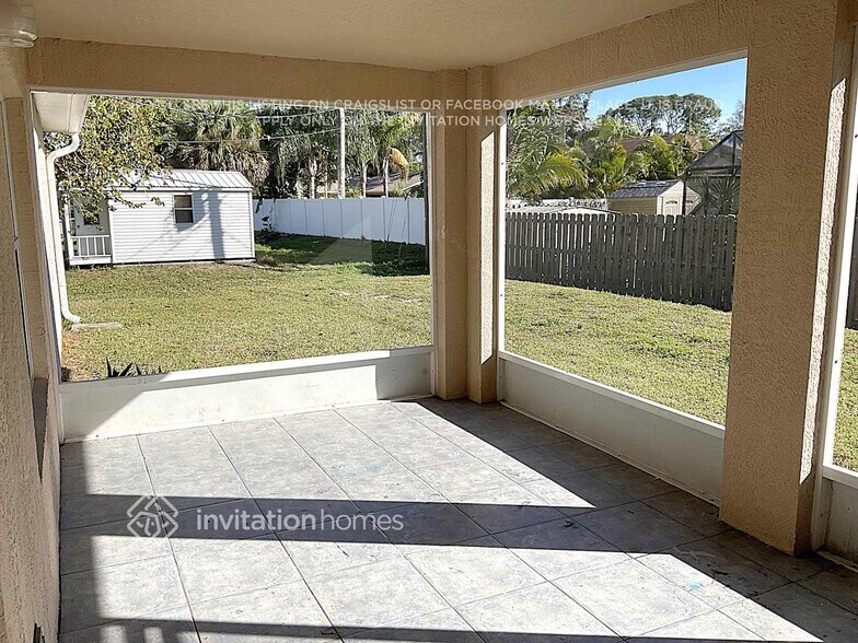 Building Photo - 686 Ballon Terrace SE