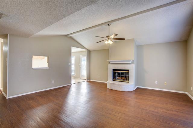 Building Photo - 8108 Spruce Valley Dr