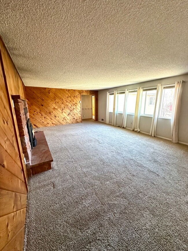 Building Photo - 333 SW 35th St