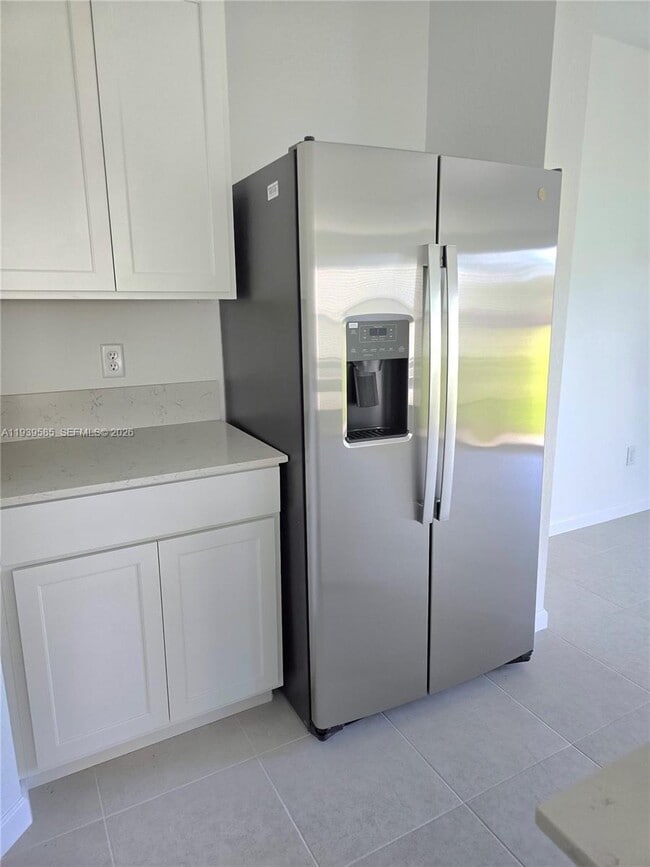 Building Photo - 5917 Sweetwood Dr