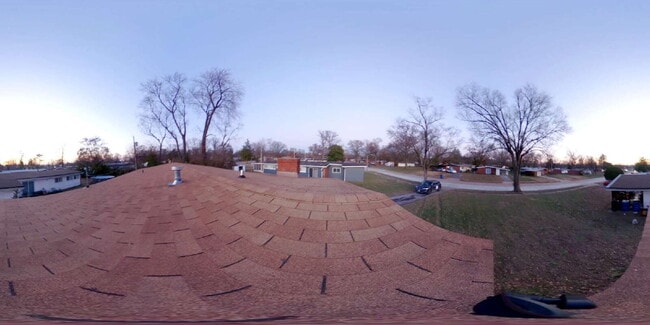 Building Photo - 8507 Fir Dr