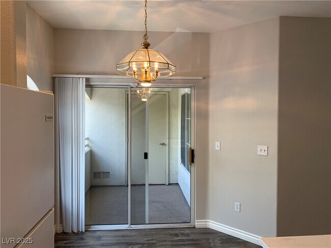 Building Photo - 1510 Ruby Cliffs Ln