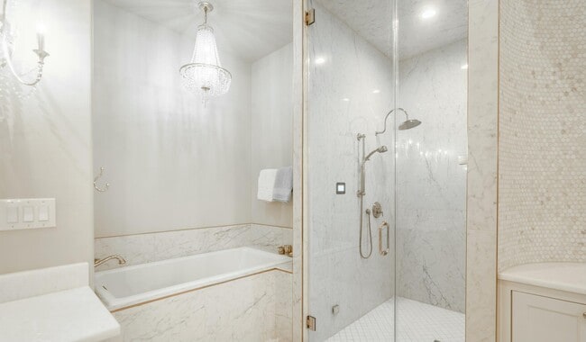 Building Photo - 4011 140th St