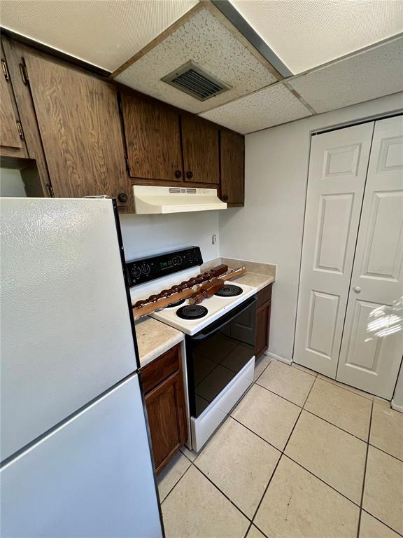 Building Photo - 1916 Honour Rd