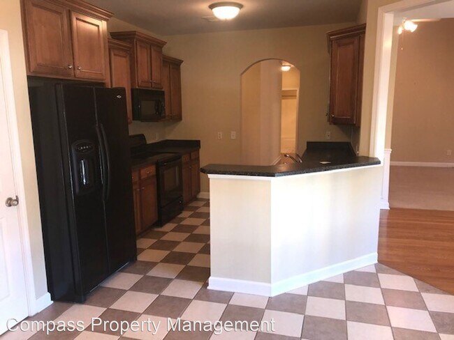 Building Photo - 3 br, 2 bath House - 401 Reagan Road
