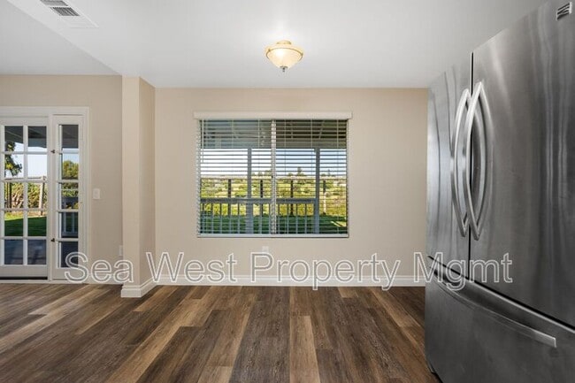 Building Photo - 1366 Eldean Ln