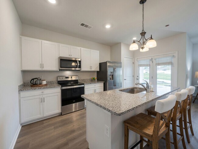 Building Photo - 156 Olivia Cir