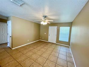Building Photo - 115 Stefanik Rd