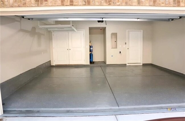 Building Photo - 4210 Essex Pond Wy