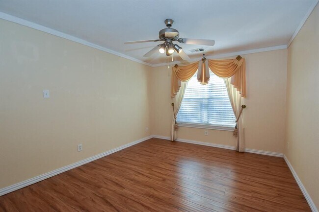 Building Photo - 14814 Cantor Cir