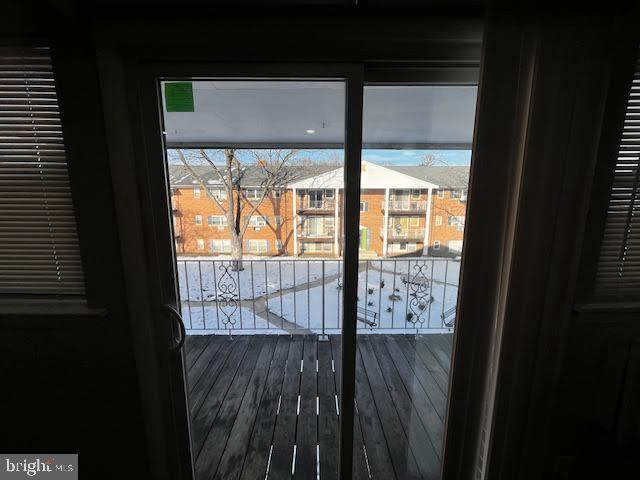 Building Photo - 91 Oak St