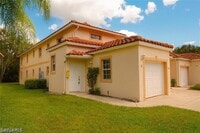 Building Photo - 700 Luisa Ln