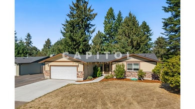 Building Photo - 6417 Congressional Dr SE